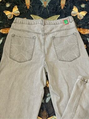 Empyre Extent Pockies Mid Rise Jeans